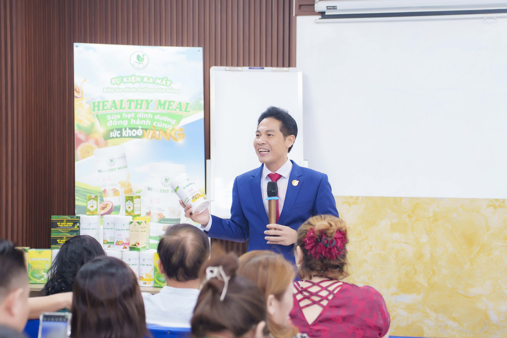 Sự kiện ra mắt sản phẩm sữa hạt dinh dưỡng có sự góp mặt của ban lãnh đạo, khách hàng, đối tác, chuyên gia